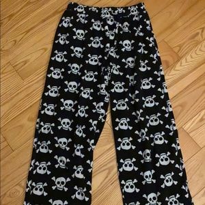 Kids XL spooky skulls pajamas Halloween